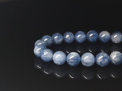 Kyanite Bracelet X (10mm）