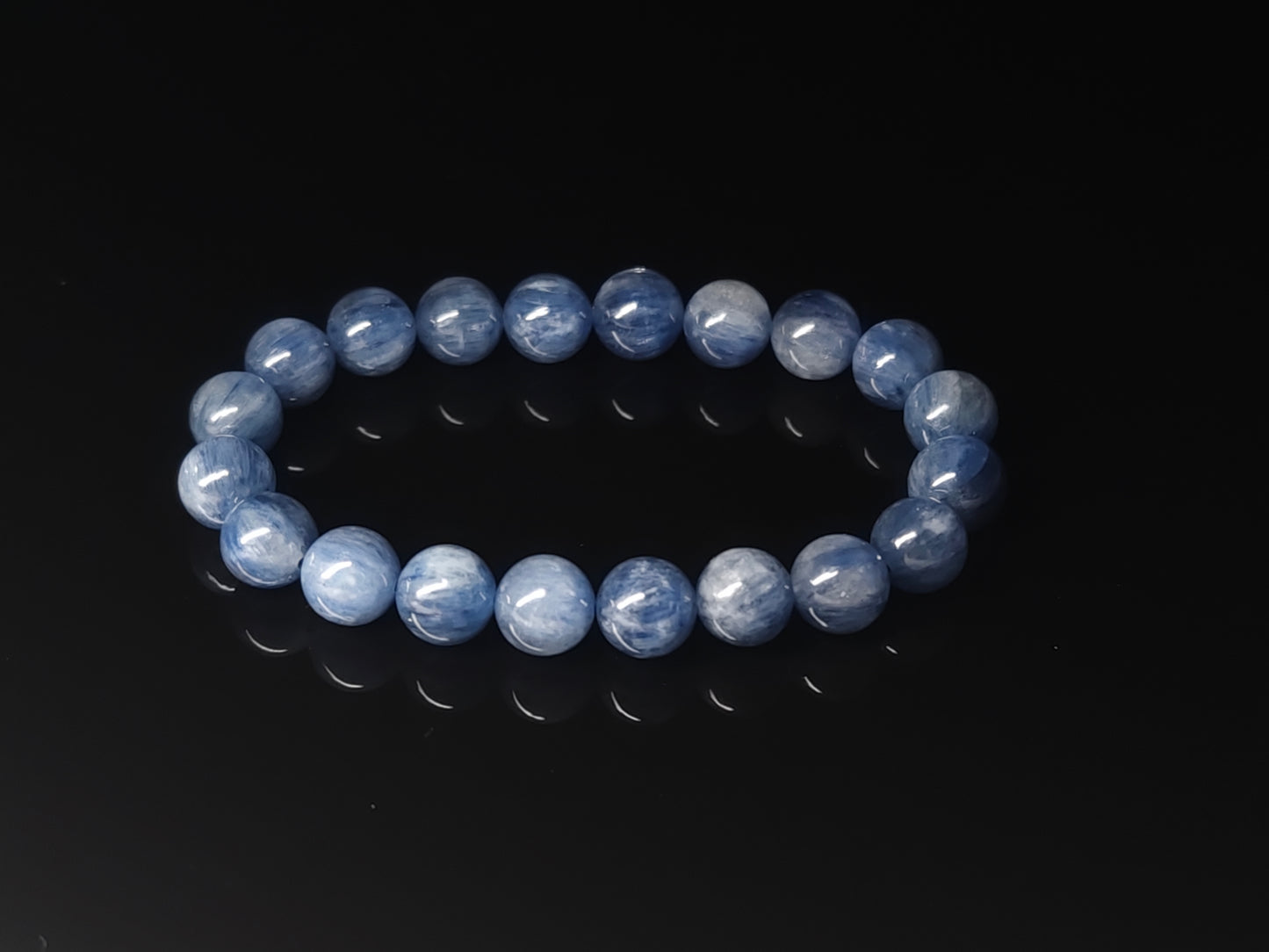 Kyanite Bracelet X (10mm）